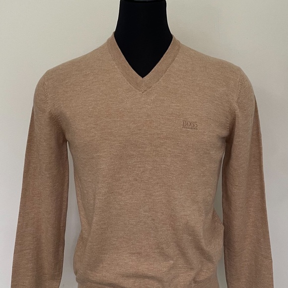 New Hugo Boss Sweater V neck Beige Camel Wool Sweater Pullover - Picture 2 of 7